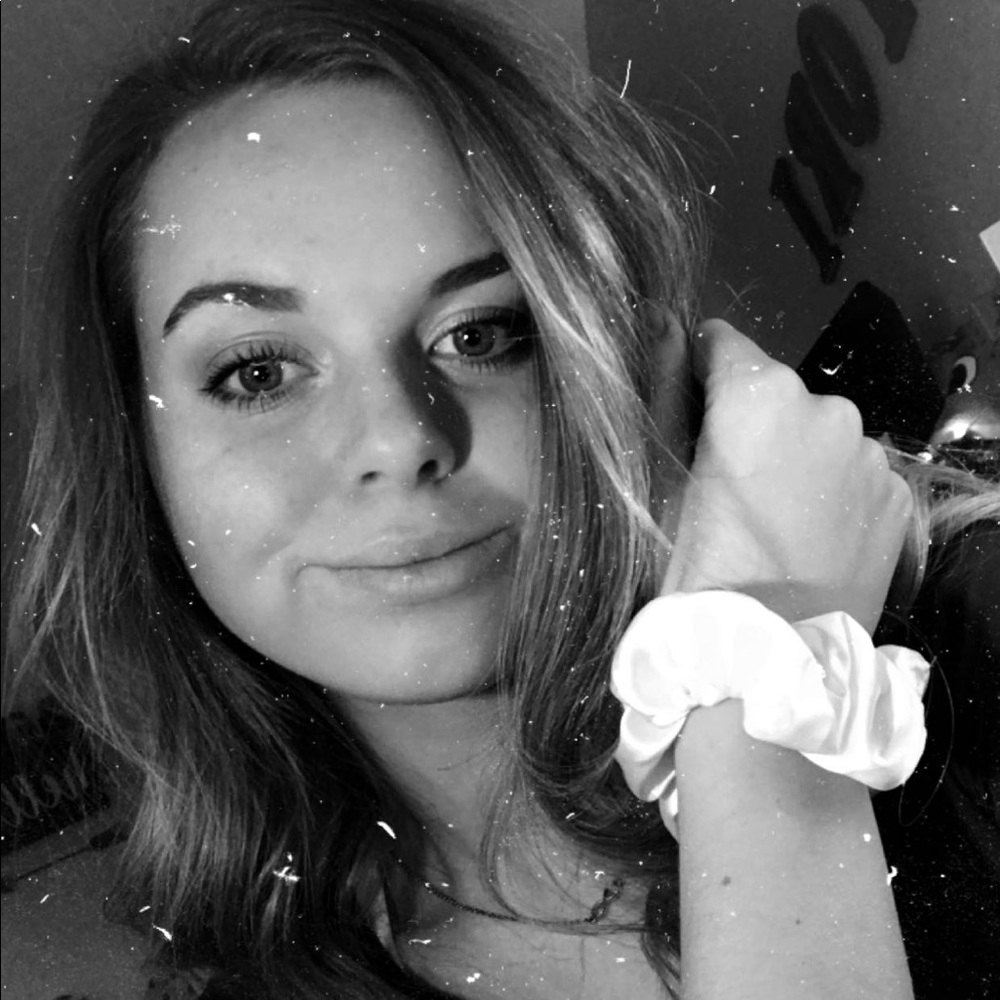 Meet your Posher, Tori